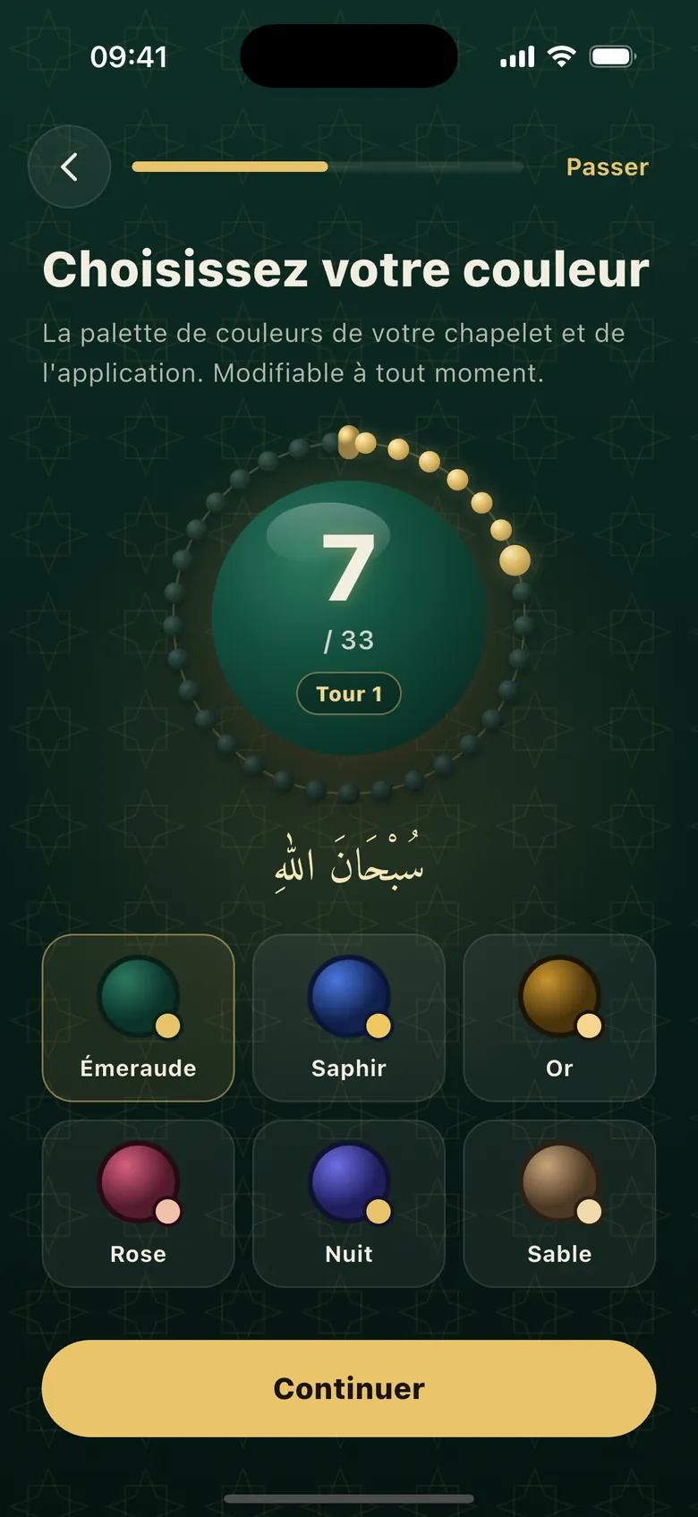 Premier lancement : choix parmi six thèmes de couleur avec aperçu du tasbih en direct